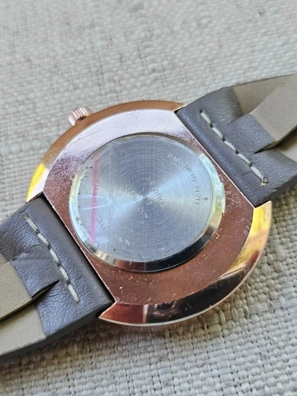 Women Wristwatch Fashion Faux Vegan Leather Strap Analog Quartz Wrist Watch